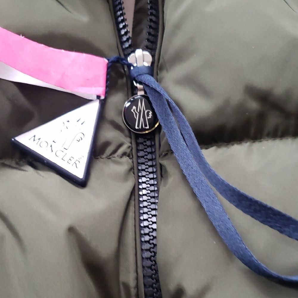 Moncler Womens Khaki Green Down Puffer Jacket Size 3 NEW Designer Quiet Luxury - Picture 2 of 12
